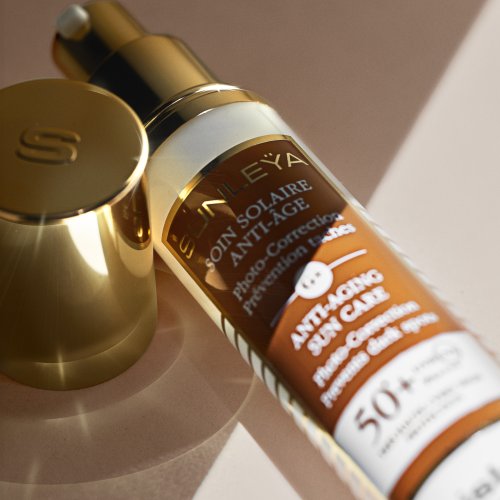 SISLEY SUNLEYA SOIN SOLAIRE ANTI-ÂGE SPF50+ SISLEY SUNLEYA SOIN SOLAIRE ANTI-ÂGE SPF50+